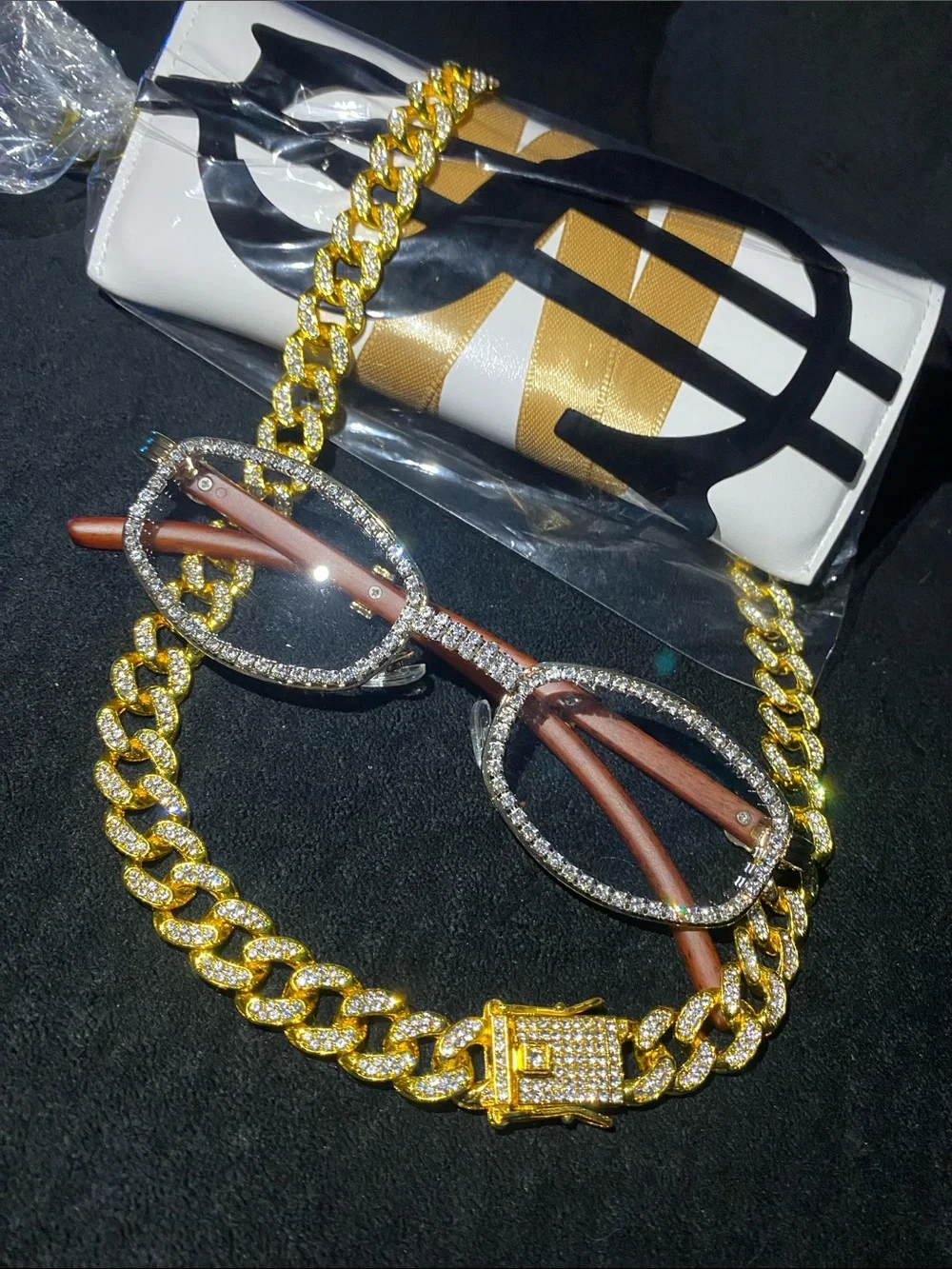 Lab Diamond Glasses &20” chain